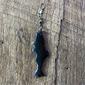 Onyx Shark Fishing Outdoors Swivel Lure Bail Necklace Pendant